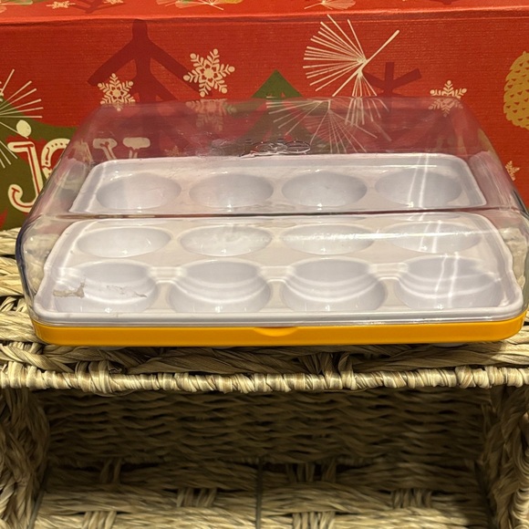 Egg Storage Container - Picture 2 of 2